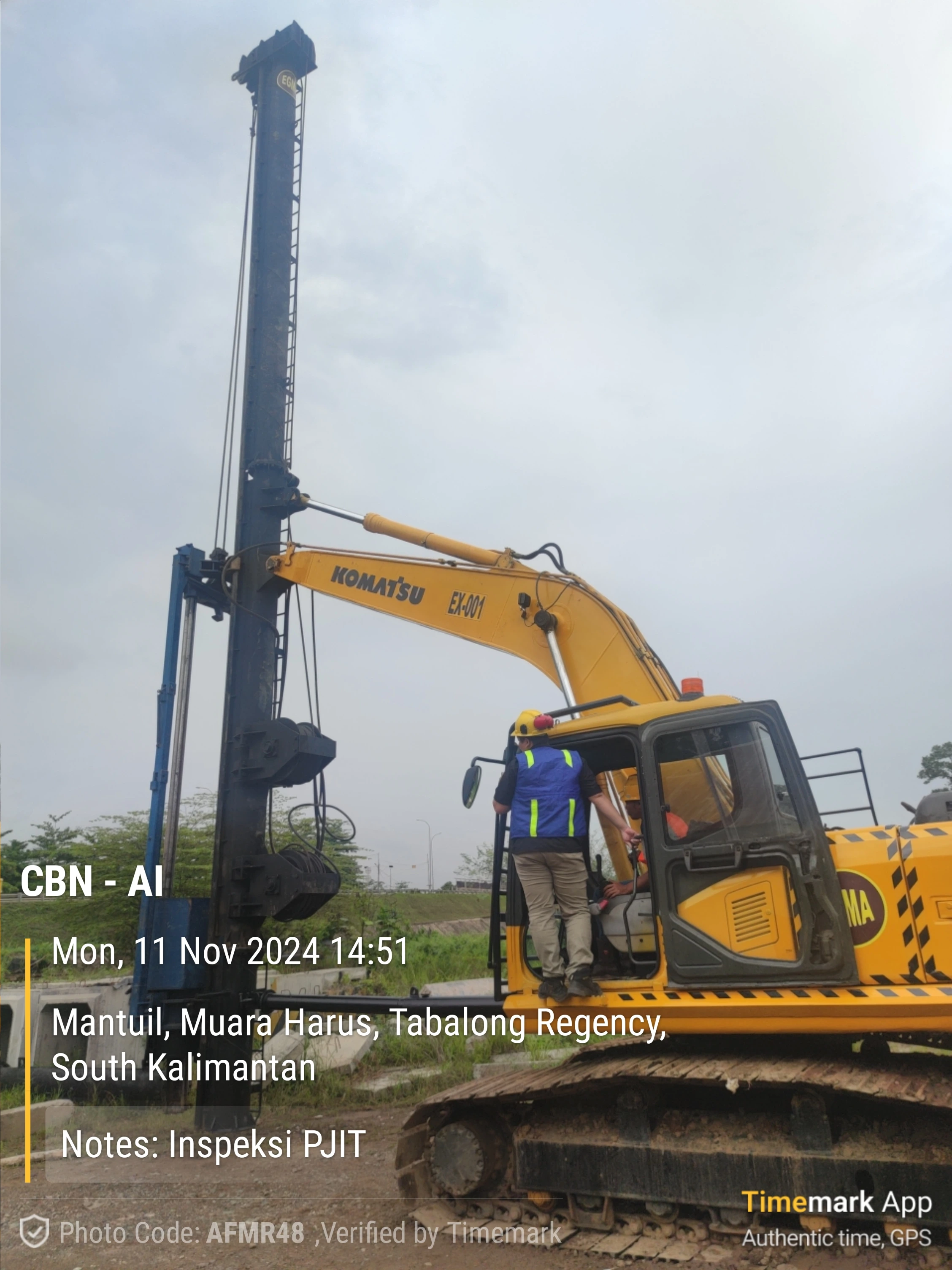 Pemancangan Pengamanan Dinding Sungai